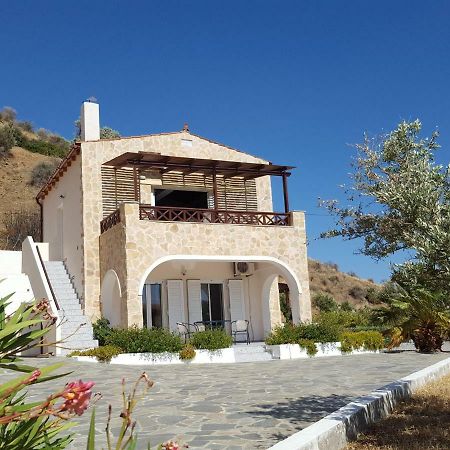 Beautiful Villa In Agia Galini  Bagian luar foto