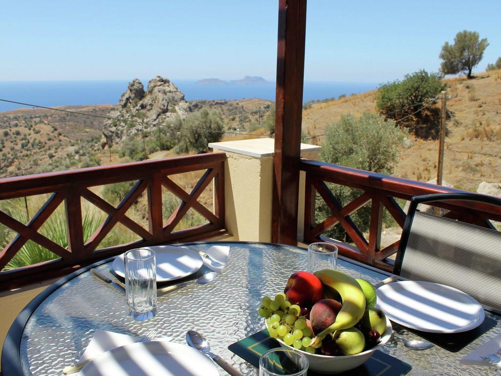 Beautiful Villa In Agia Galini  Bagian luar foto