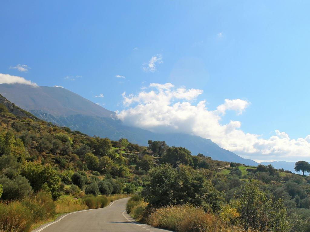 Beautiful Villa In Agia Galini  Bagian luar foto