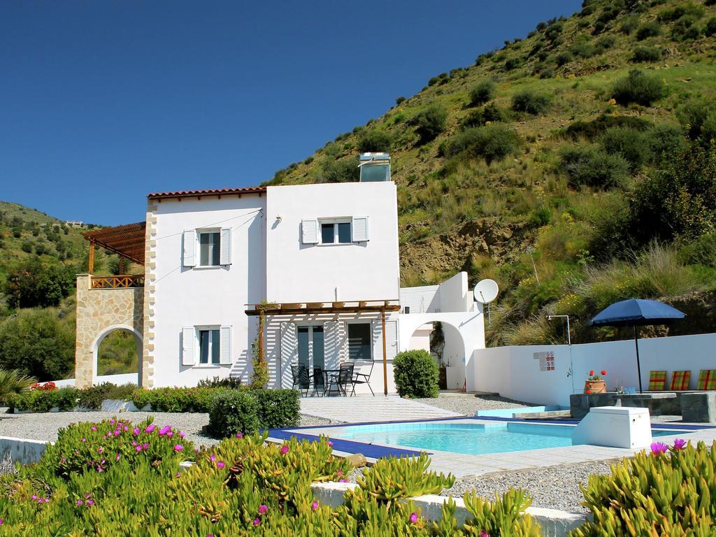 Beautiful Villa In Agia Galini  Bagian luar foto