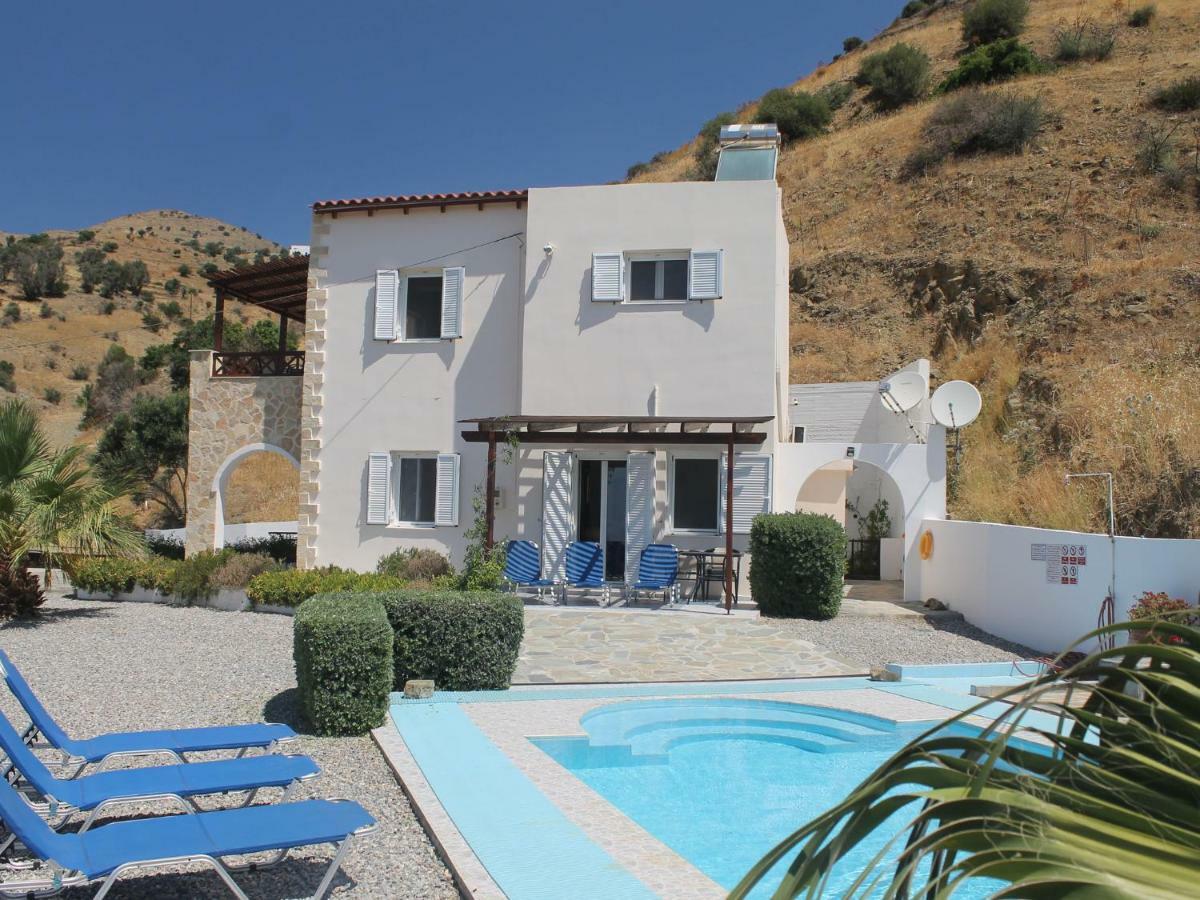 Beautiful Villa In Agia Galini  Bagian luar foto